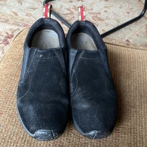 Merrell jungle moc black suede loafer size 7.5